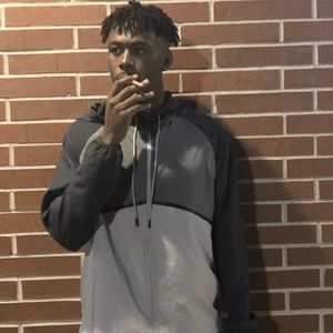 Meet your Posher, Deionte